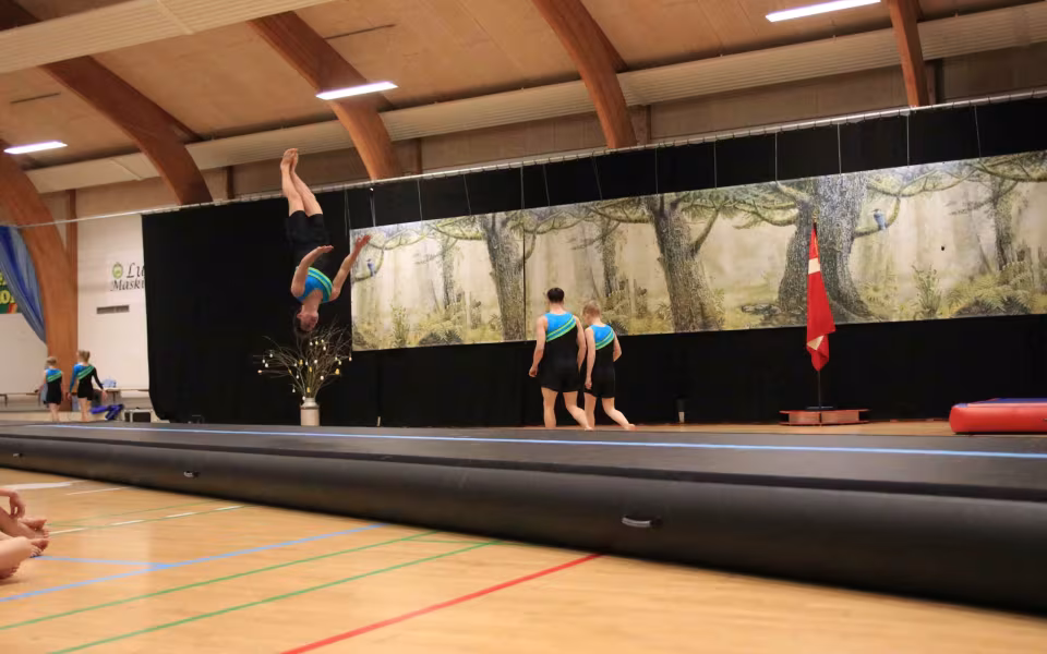 Forårsstemning i Outrup med GUB Gymnastik