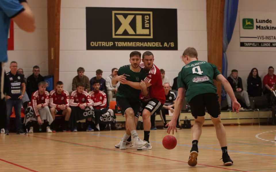 Blåbjerg HK  fejrer håndboldfest trods nederlag
