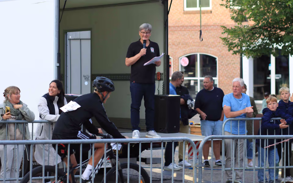 Sponsorløb skabte fest på torvet