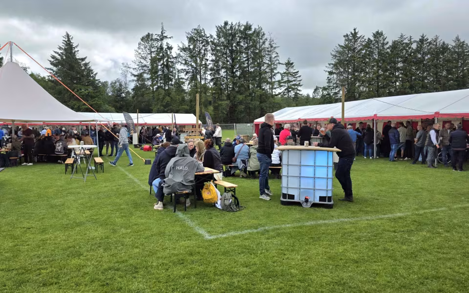 Ølgod BEER Festival 2026 bød på smag, musik og fællesskab - Se billeder fra dagen.