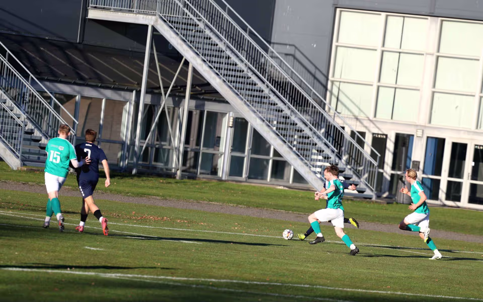 Sejr til HTS serie 4 herre på udebane mod Skjerns anden hold med 2-1 til HTS.