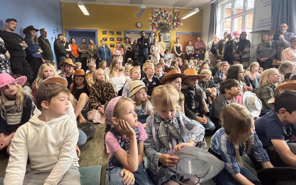 Åben morgensamling på Billum Friskole