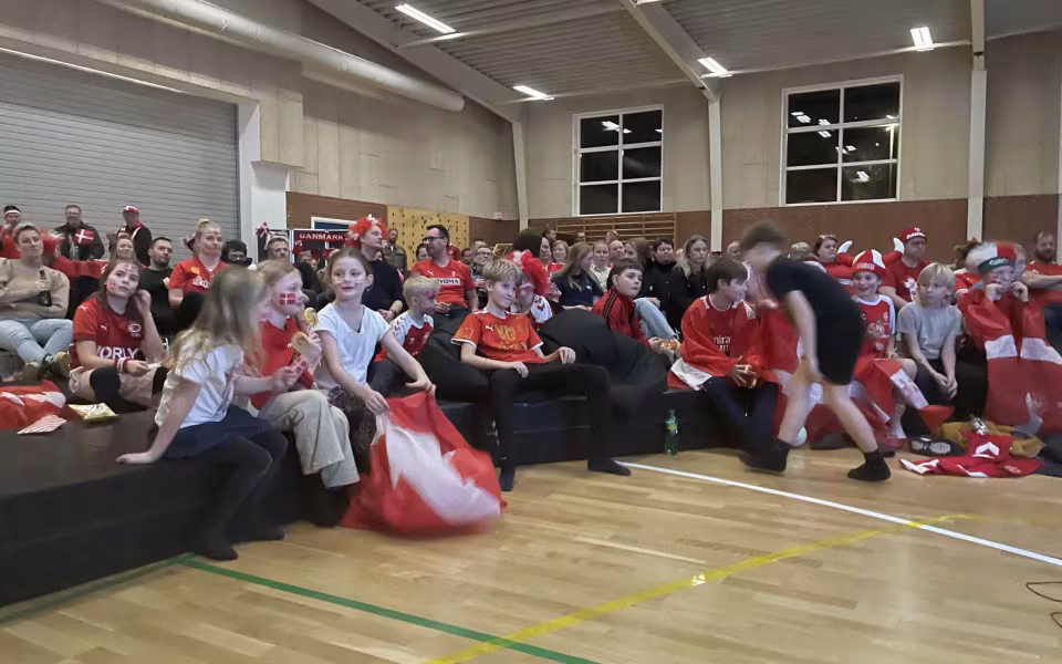 Stor Tilslutning Til VM-fest i Outrup