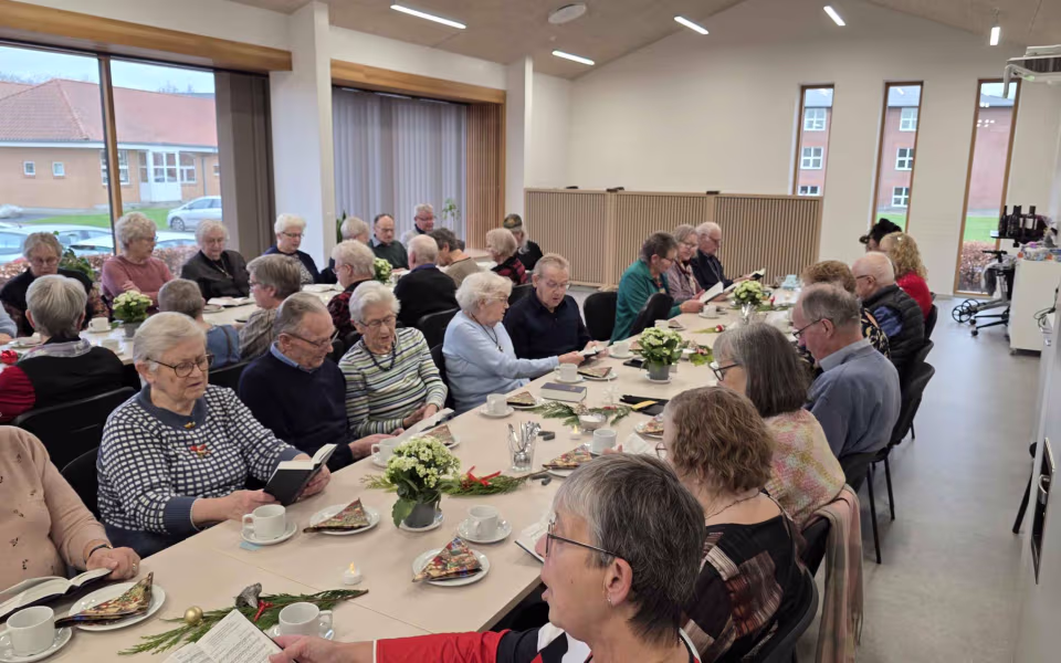 Godt 70 til fællessang og julehygge i Ølgod Kirkehus.   