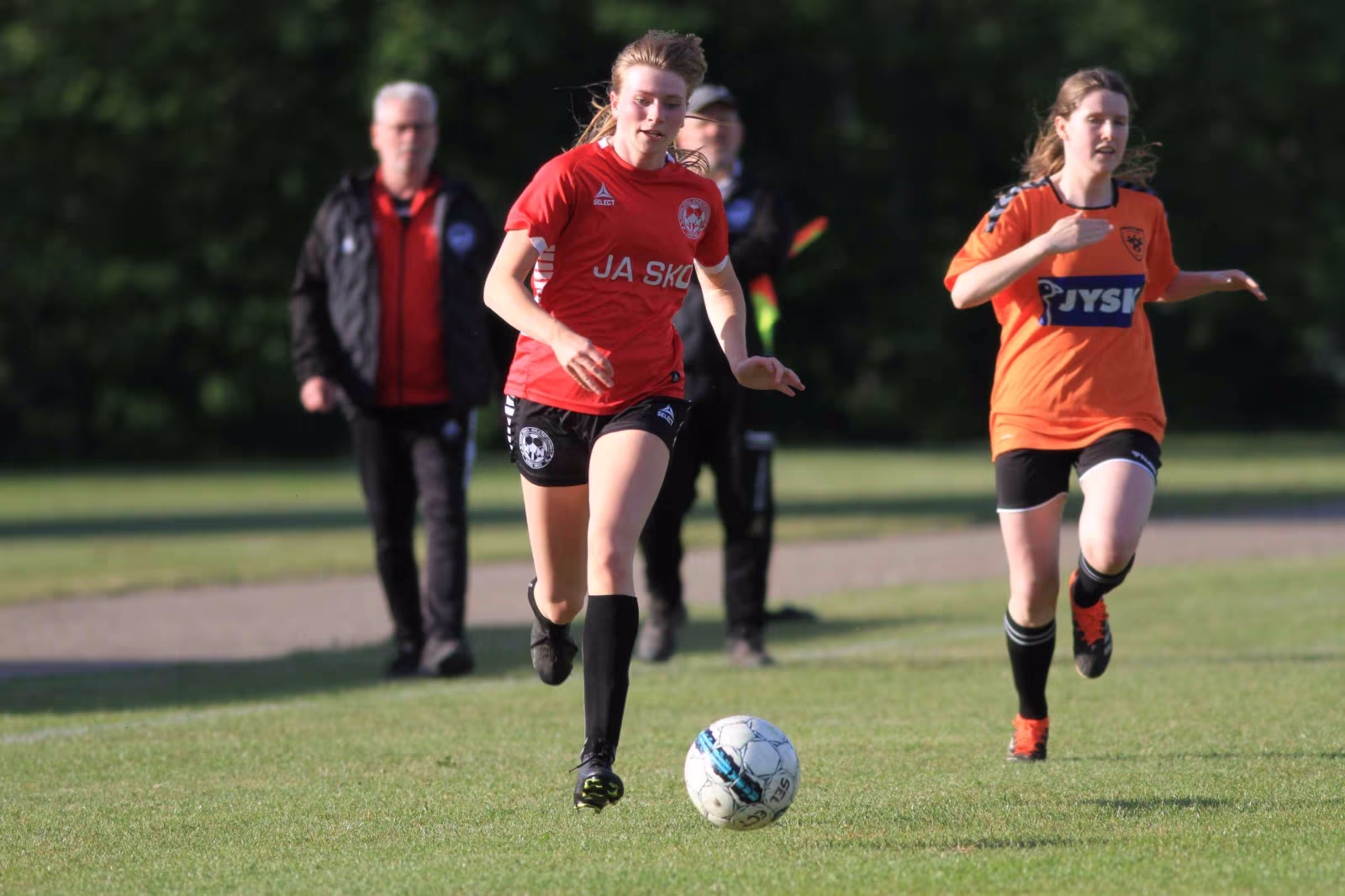 Serie 2-kvinder spiller hjemmebanekamp