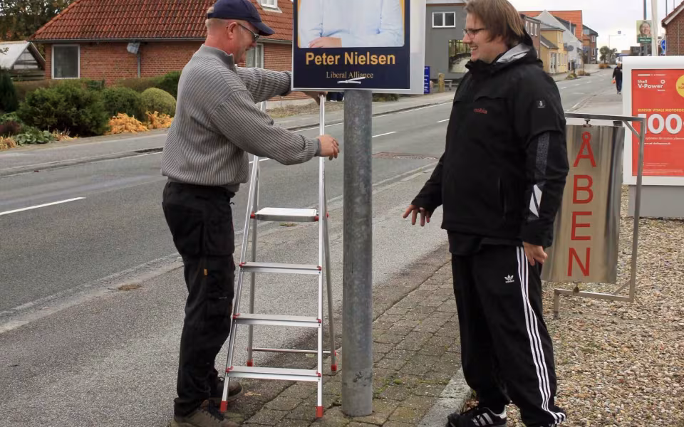 Valgplakater skyder op i Outrup