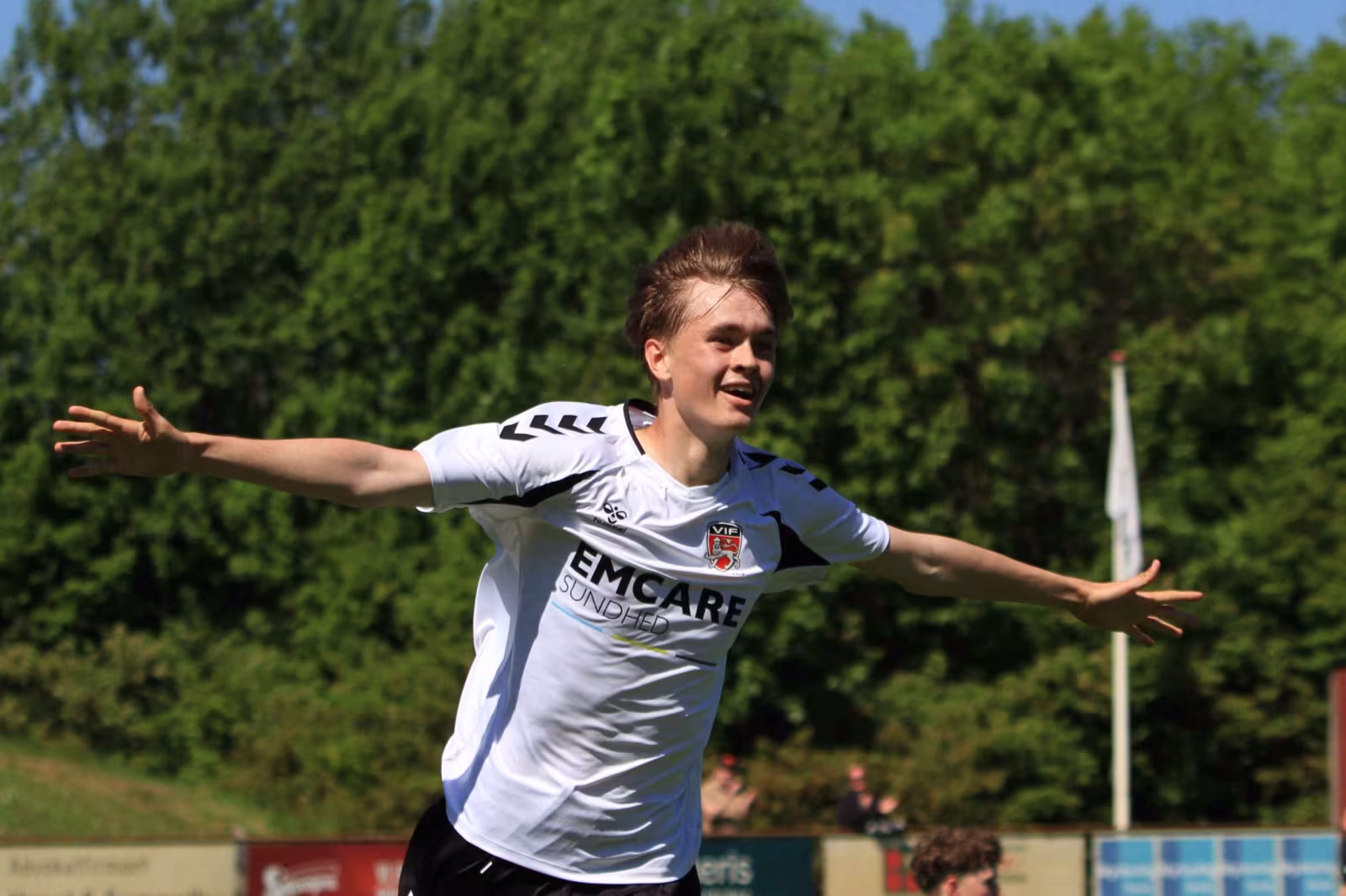 Kristian Kristoffersen jubler efter sin scoring til 3-1