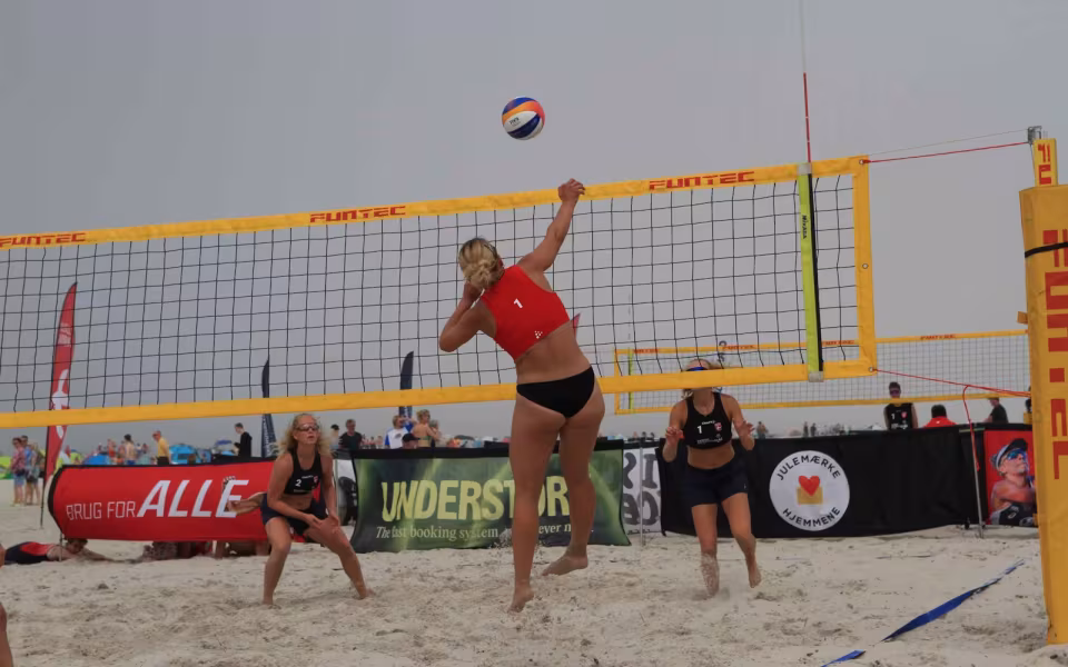 Semifinaler i beachvolley ved Henne