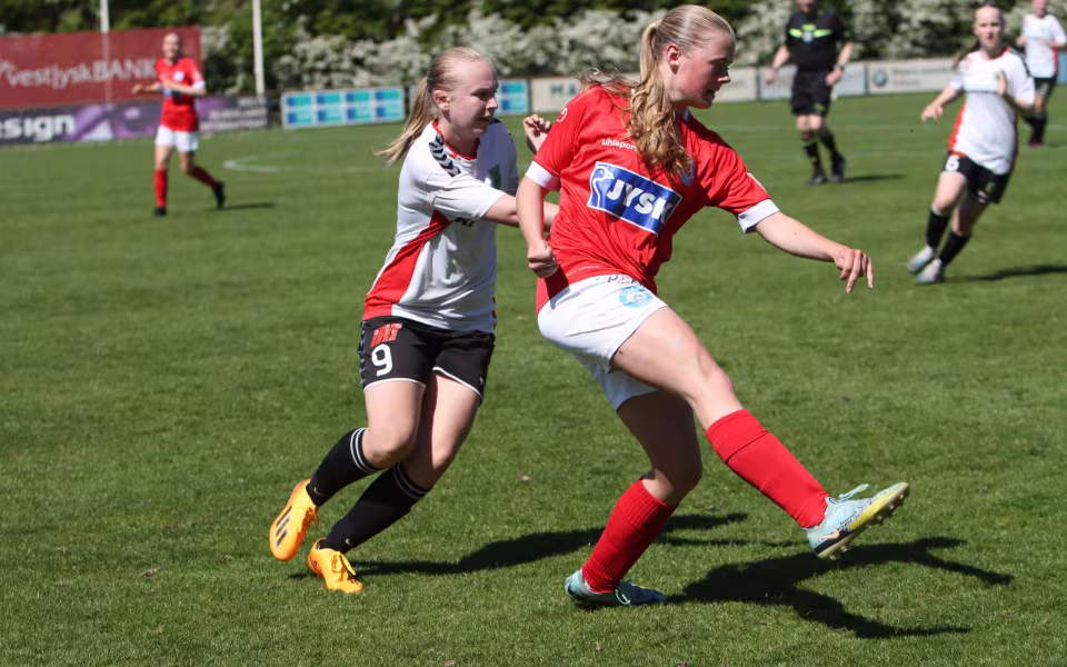 Varde U-19 piger sejrer hjemme