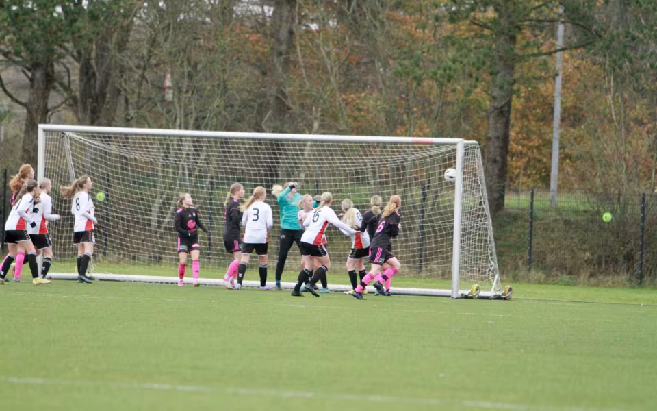 Varde IF pigerne taber 1-3 til FC Thy-Skyrum