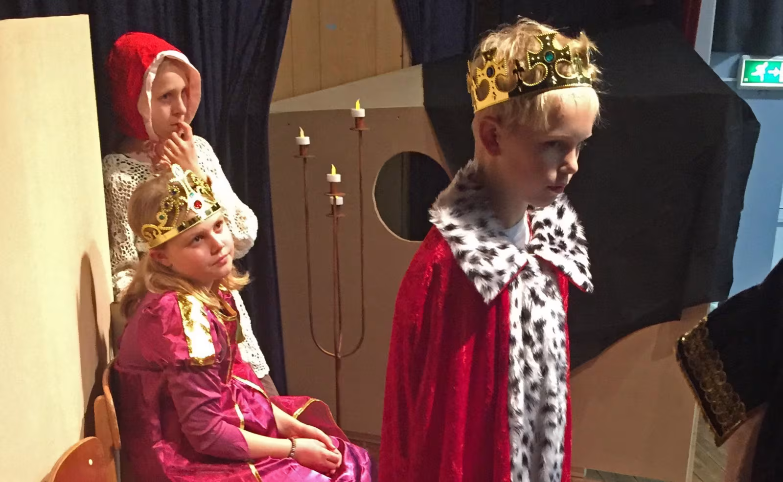 Juniorklubben spiller teater