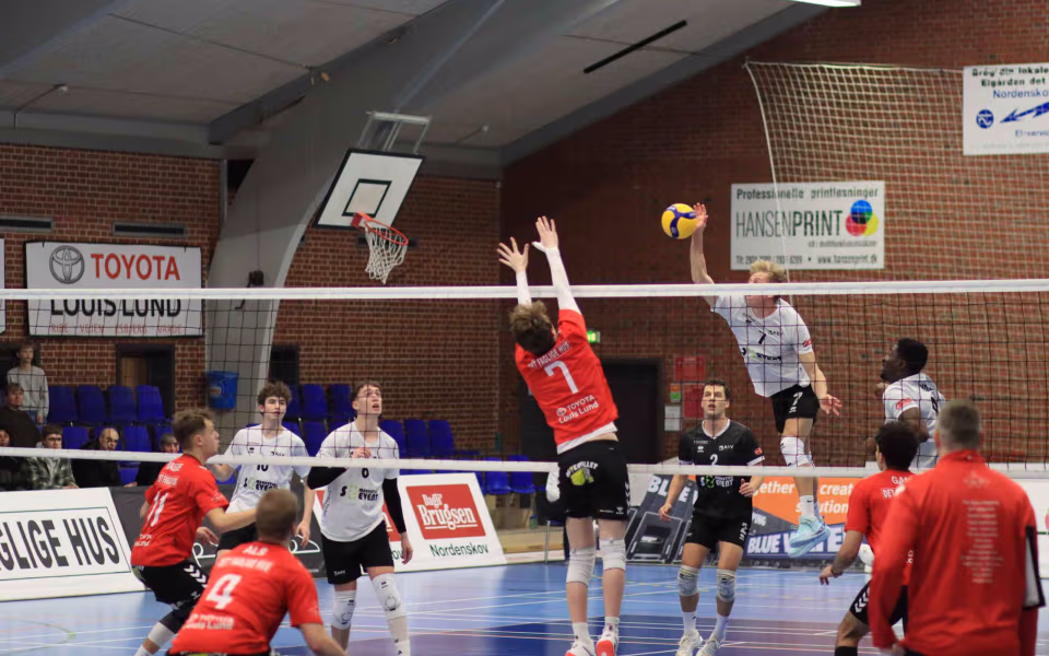 ASV Elite vinder dramatisk duel