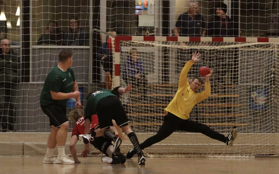Blåbjerg HK  fejrer håndboldfest trods nederlag