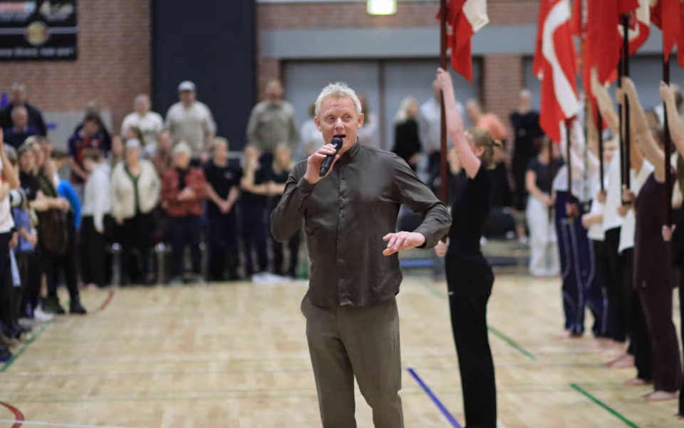 Julegymnastik samler fuldt hus