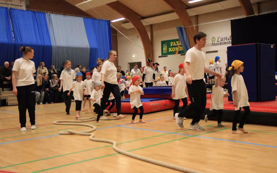 Forårsstemning i Outrup med GUB Gymnastik