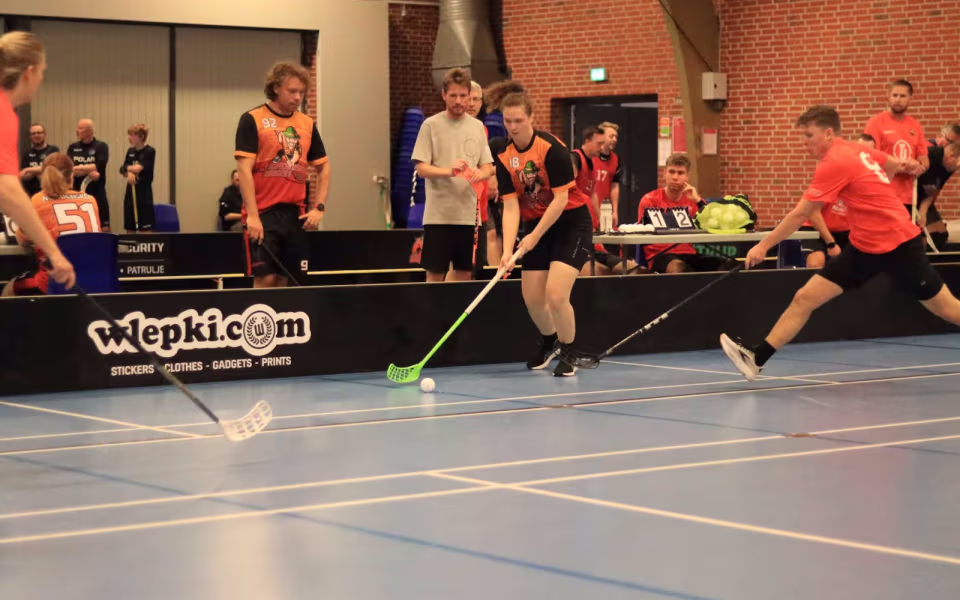 Floorball-sæson skudt i gang
