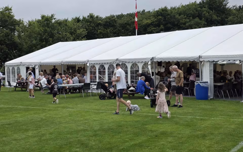 Familiespisning og hyggeaften til Tistrup Sportsfest fredag aften