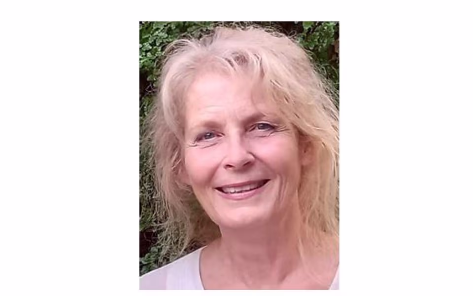 Anna Knudsen   ”LIVET, DET ER LIVET VÆRD”