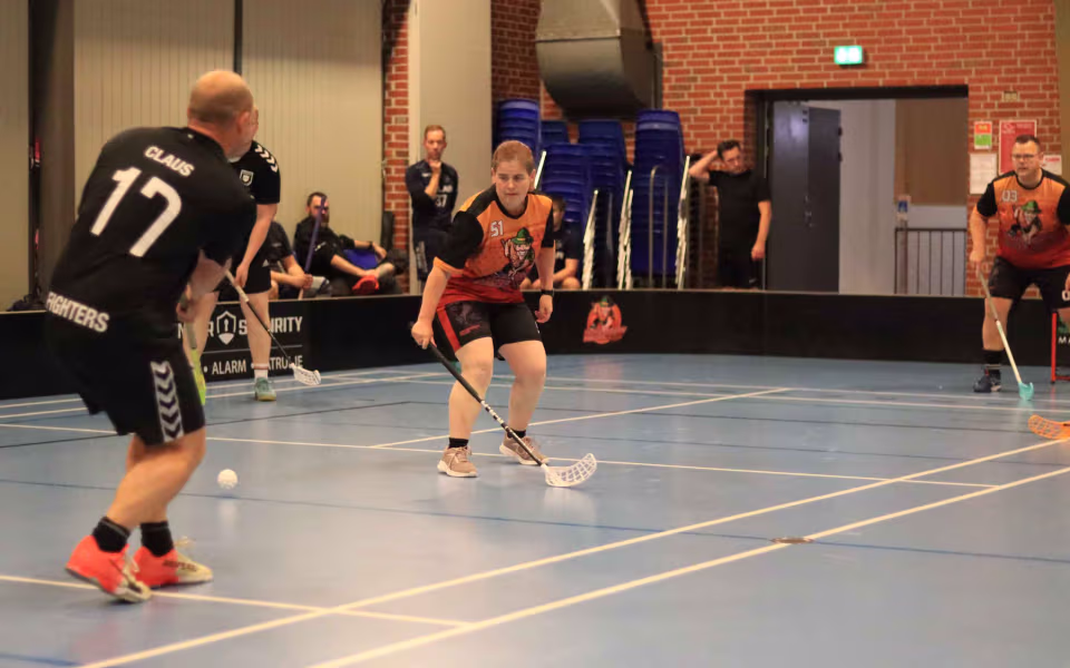 Floorball-sæson skudt i gang