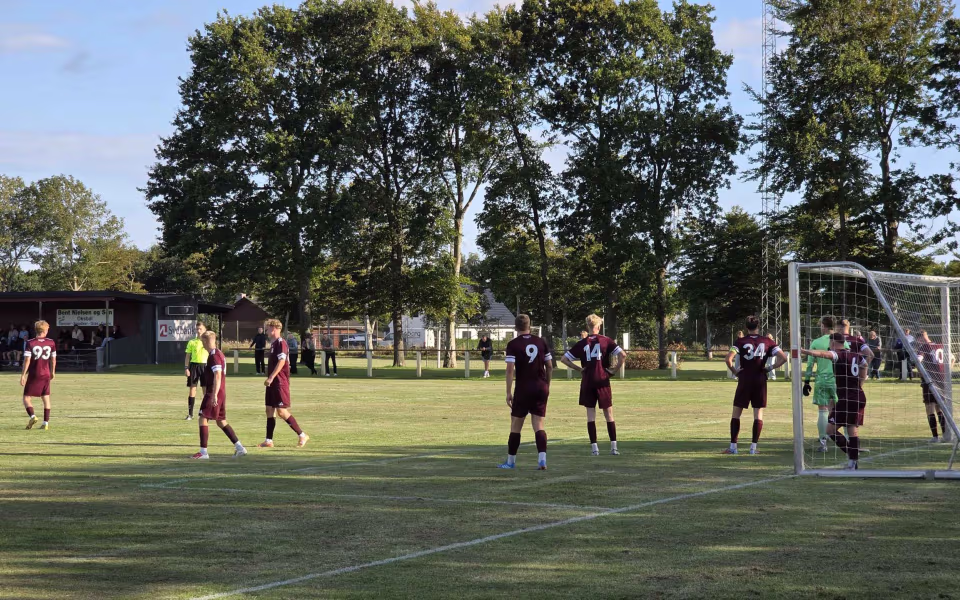 Træningskampen mellem Oksbøl jyllandsserie – HTS serie 1: 1-0 fodbold.