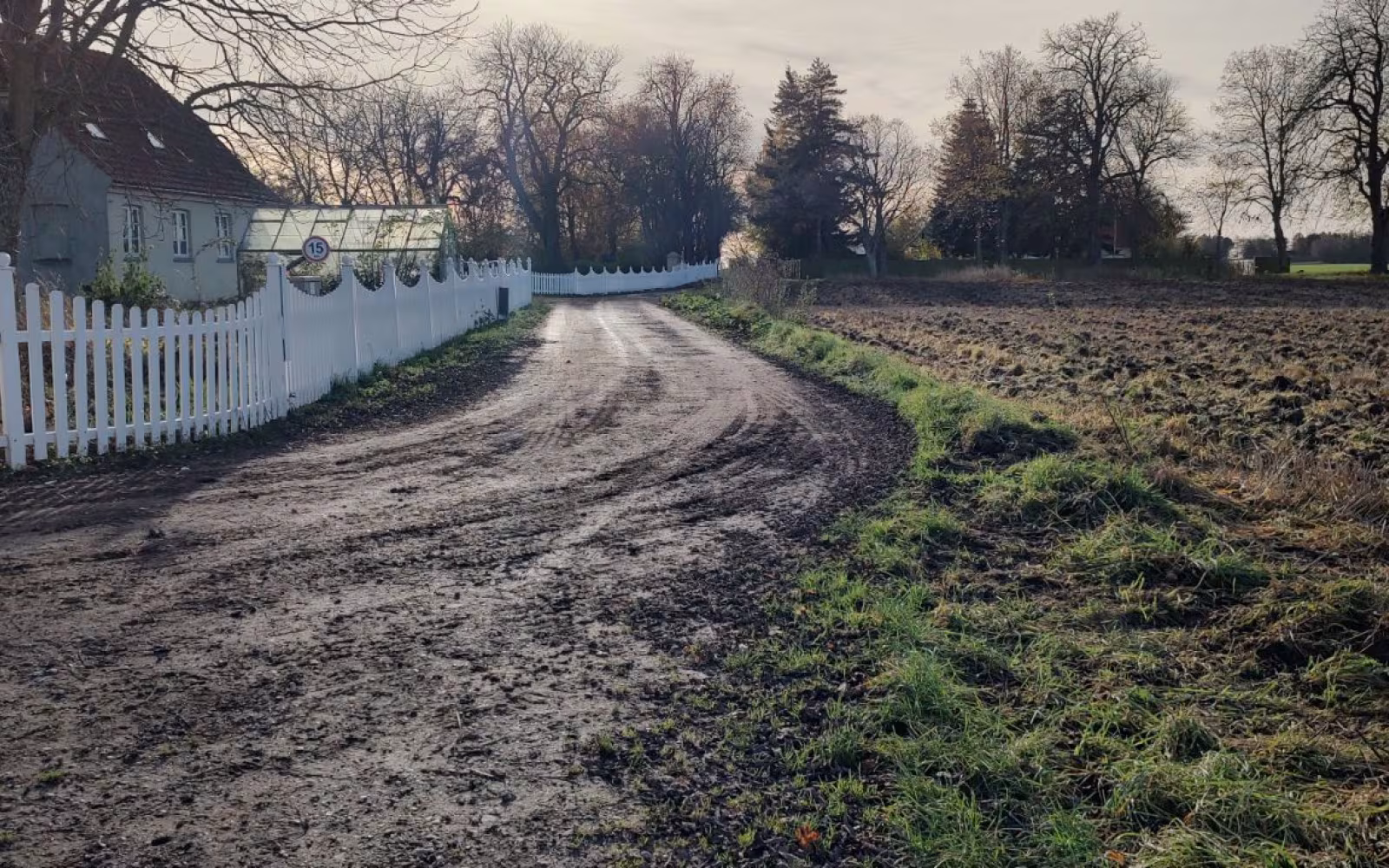 Kirkesti fra Vindbyholt og Roholte til Lindersvold