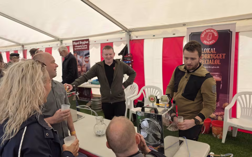 Ølgod BEER Festival 2026 bød på smag, musik og fællesskab - Se billeder fra dagen.