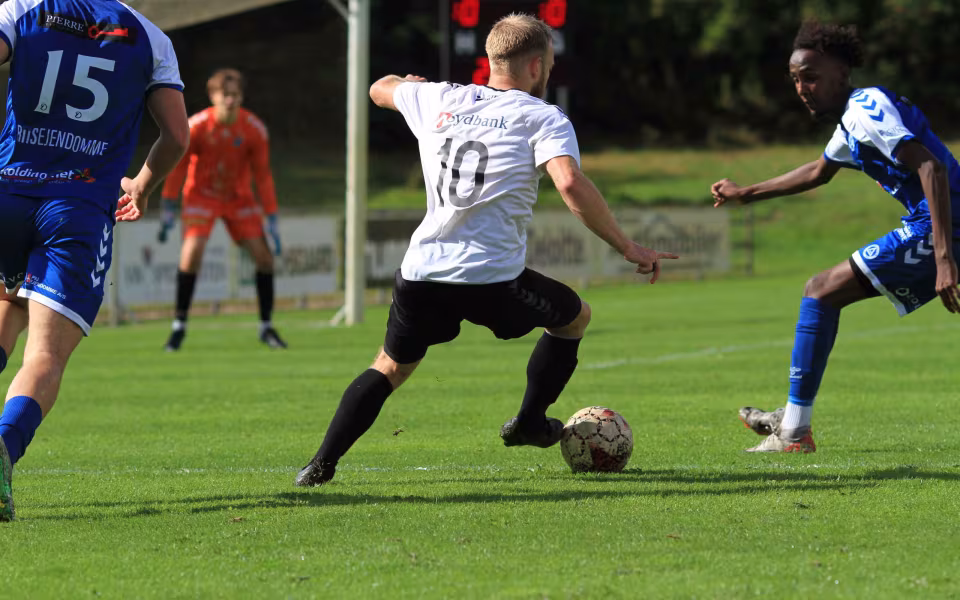 Målfest efter pausen i Varde