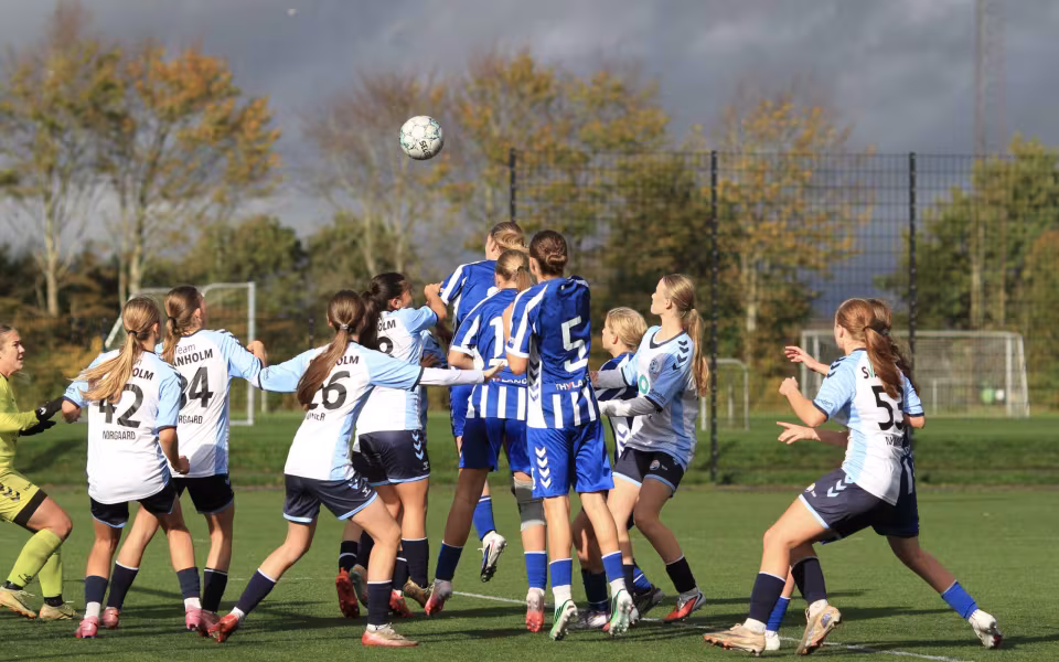 EfB-piger modstod presset og sejrede