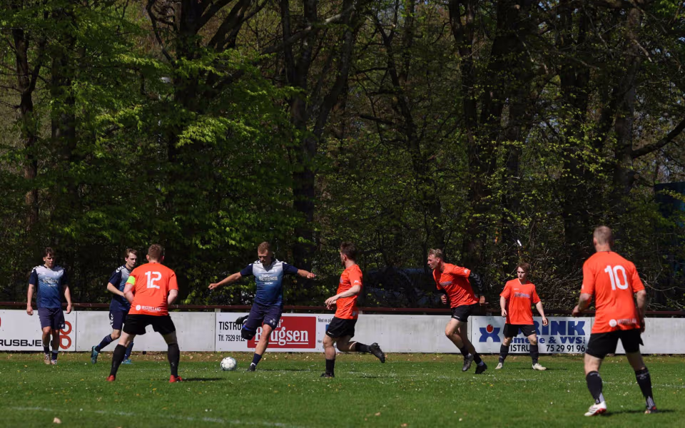 HTS fodbold serie 3 herre tabte 0 -1 til Alslev på Tistrup Stadion.