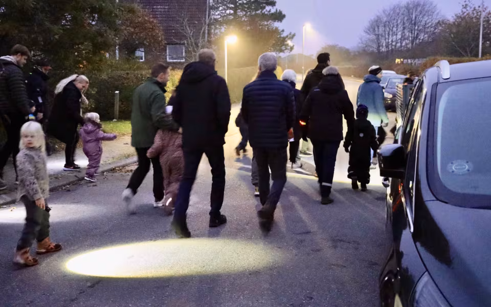 Mørkegåtur og hygge ved børnehaven