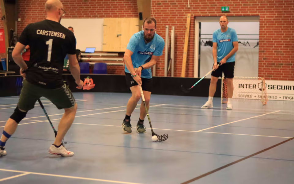 Floorball-sæson skudt i gang