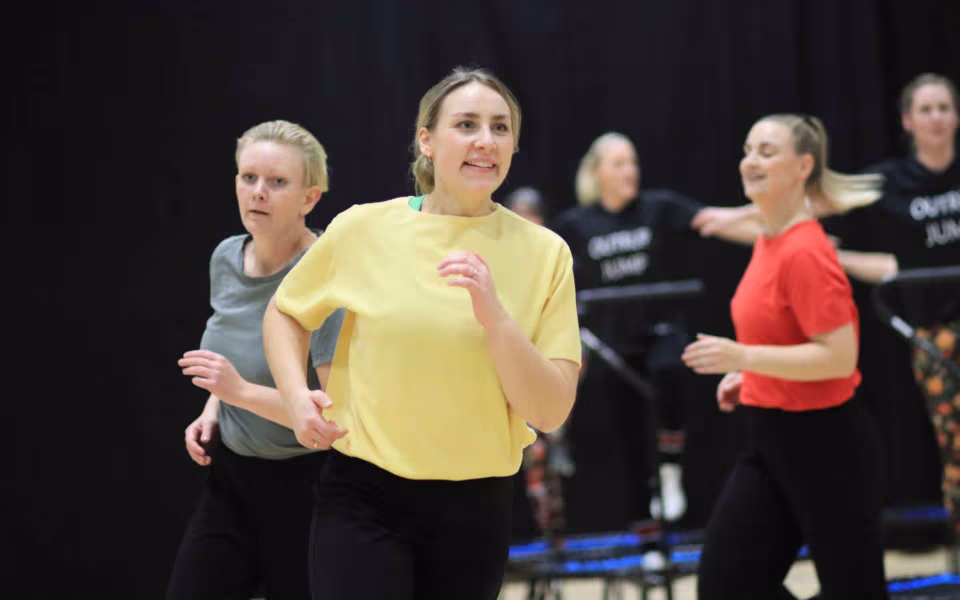 Julegymnastik samler fuldt hus