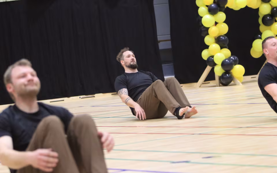 Forårsopvisning styrker integration i Outrup