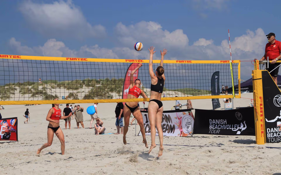 Beachvolleyfest ved Vesterhavet