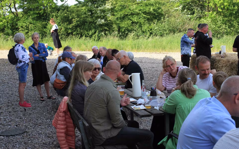 Sidste hilsen i stalden