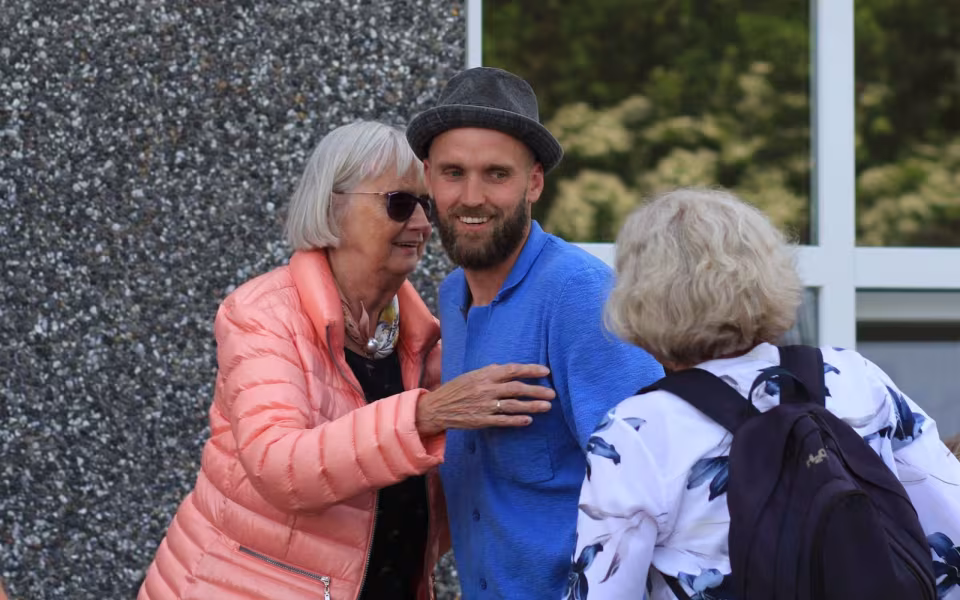 Sidste hilsen i stalden