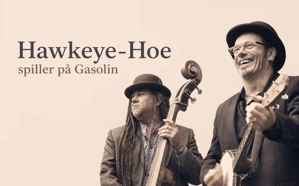 Hawkeye‑Hoe spiller på Gasolin