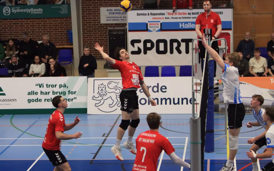 Nordenskov triumferer i tæt volleyballkamp