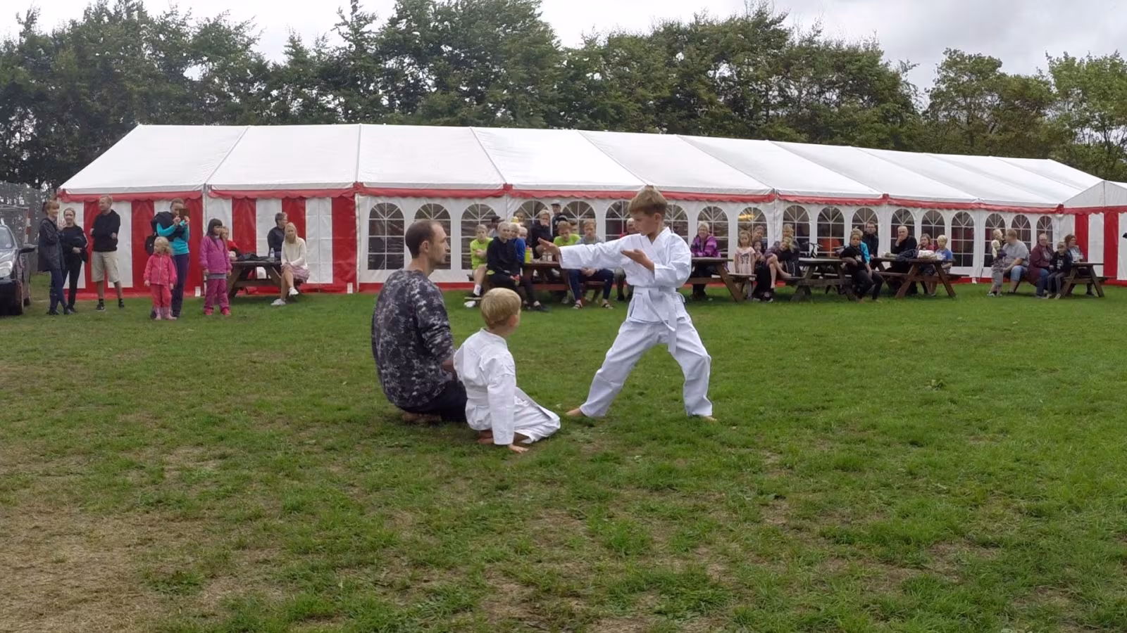 Sportsfest - Se Niels Winthers video