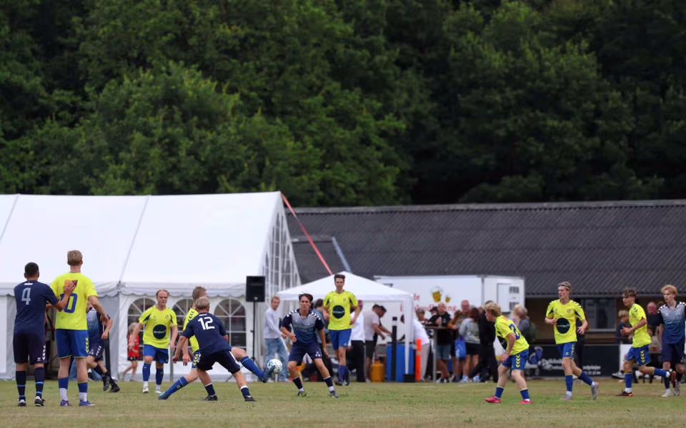HTS-serie 1 åbner efterårssæsonen med fortjent 3-0-sejr - Se filmklip fra kampen