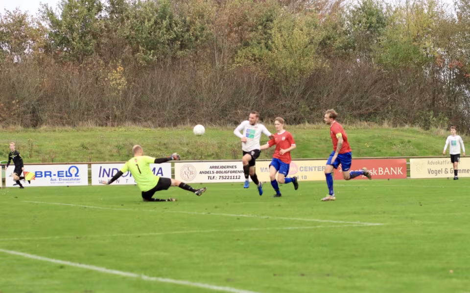 Varde IF Fodbold Nedrykning Og Sejre