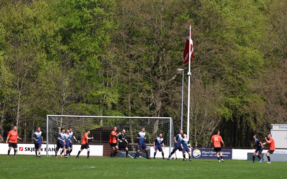 HTS fodbold serie 3 herre tabte 0 -1 til Alslev på Tistrup Stadion.