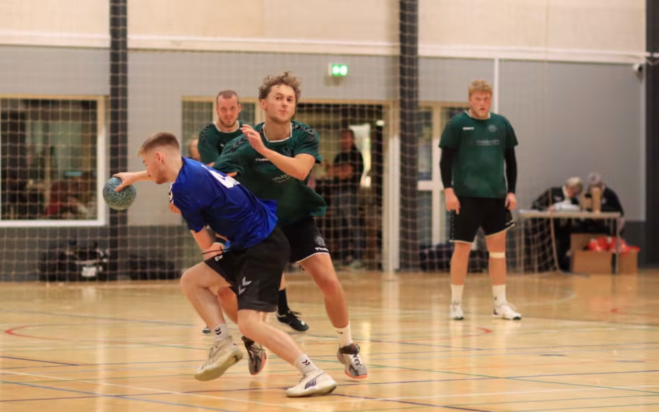 Begge Blåbjerg Hold Led Nederlag