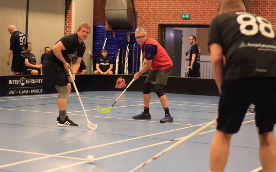Floorball-sæson skudt i gang