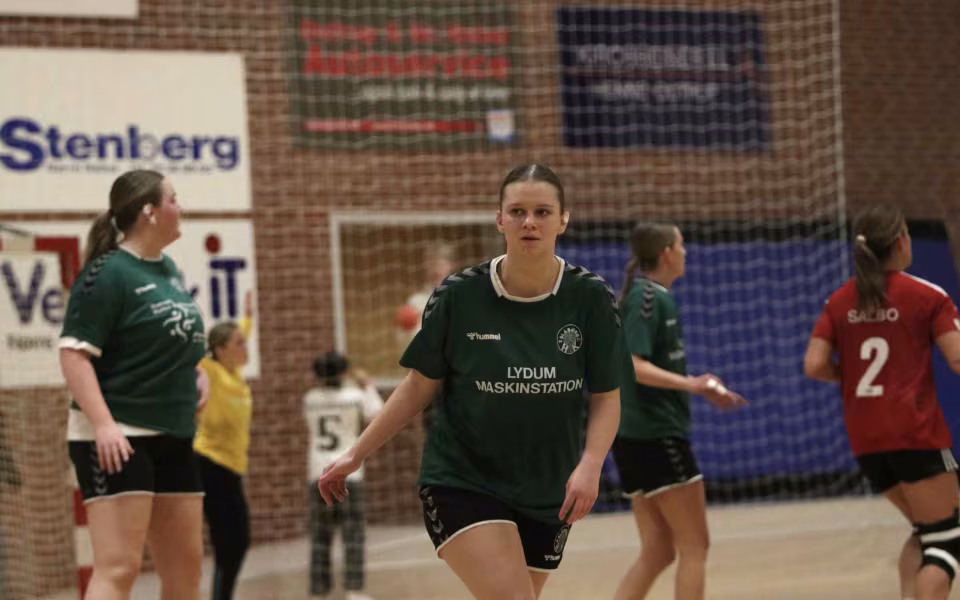 Blåbjerg HK Serie 2 damer triumferer med sejr