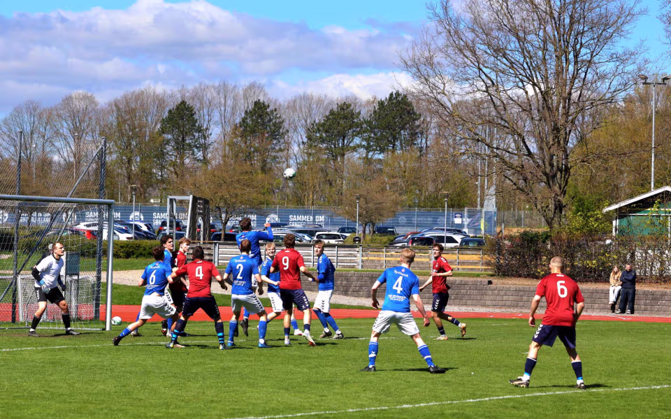 Serie 1 fodbold - HTS blev matchet hårdt i Haderslev