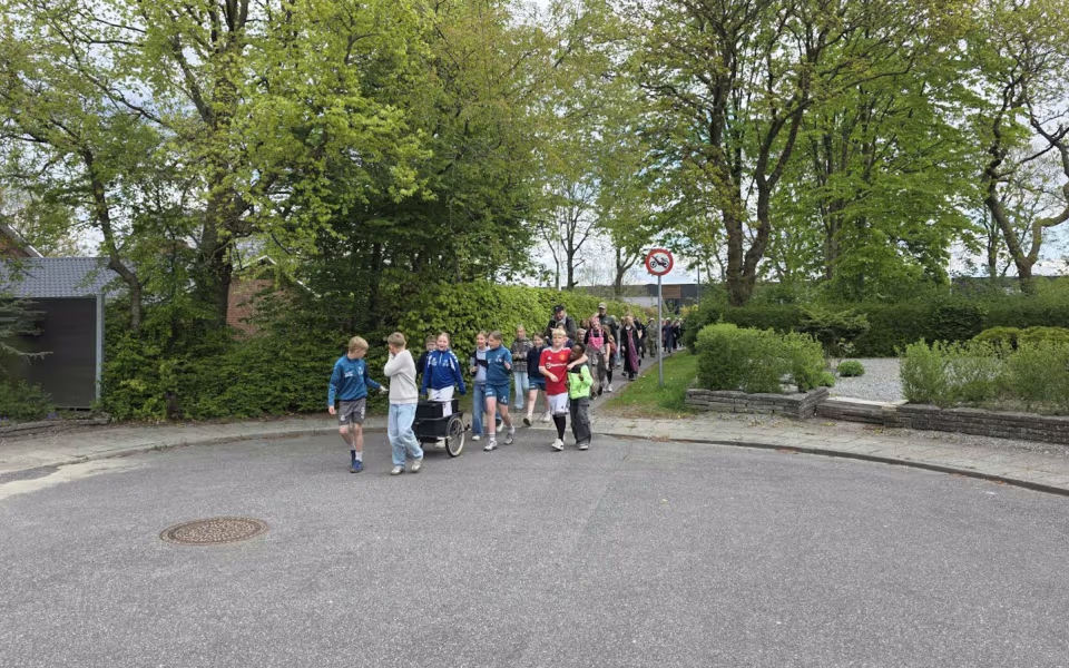 Stor deltagelse til Tistrup Screaming Carneval på torvet - Se de mange billeder