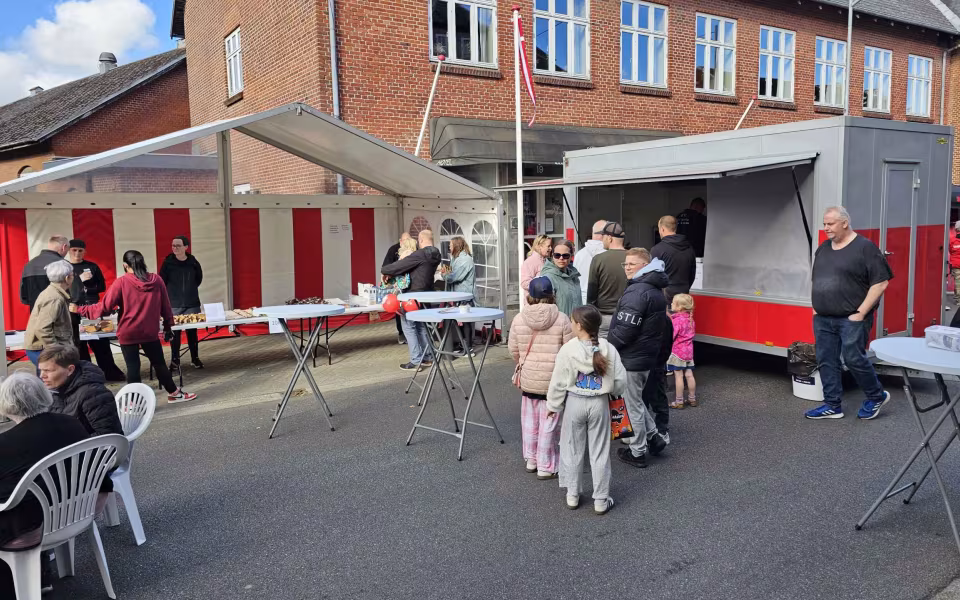 blev Ølgod midtby forvandlet til en festlig oase under arrangementet Late Night.