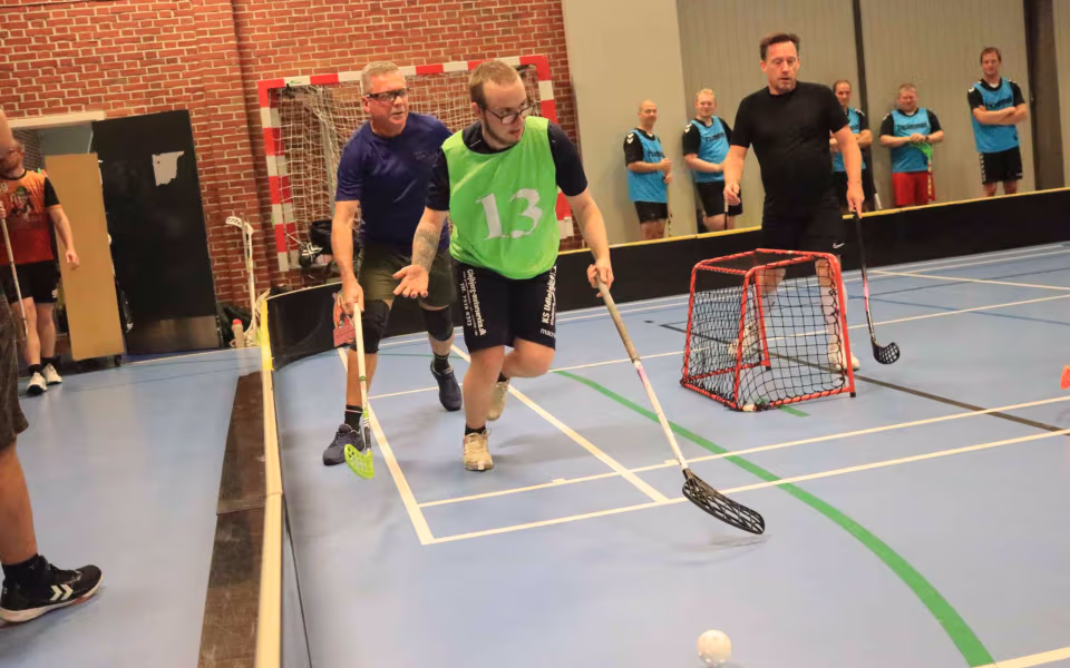 Floorball-sæson skudt i gang