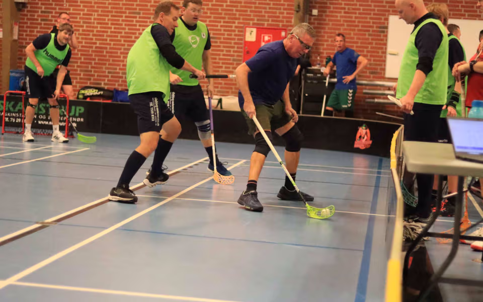 Floorball-sæson skudt i gang